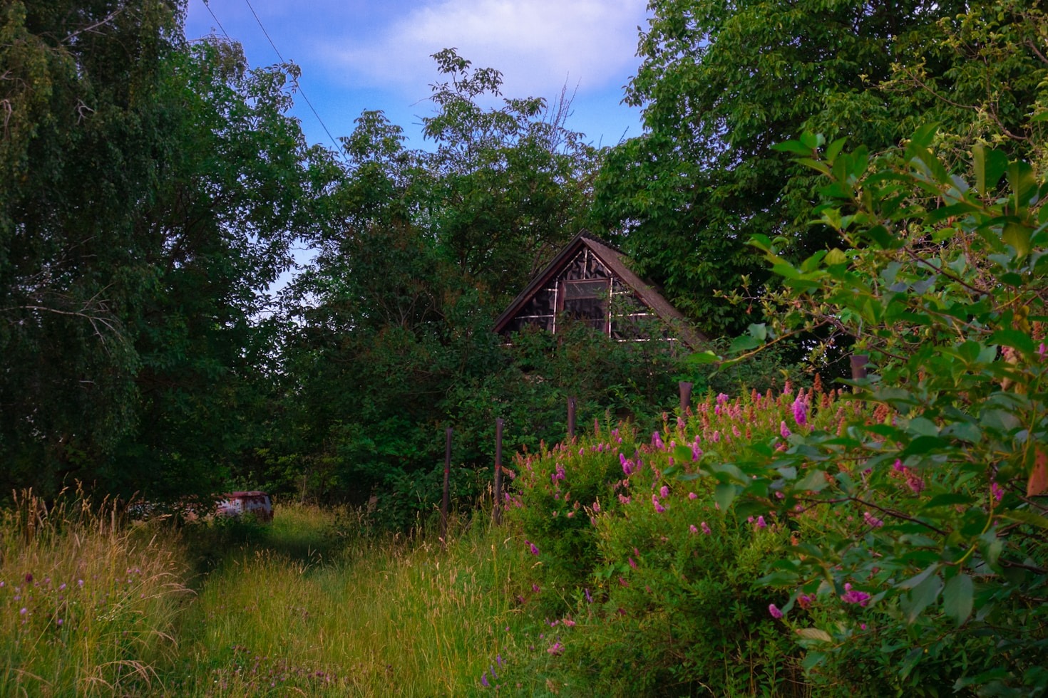Inazares: Naturaleza, historia y tranquilidad